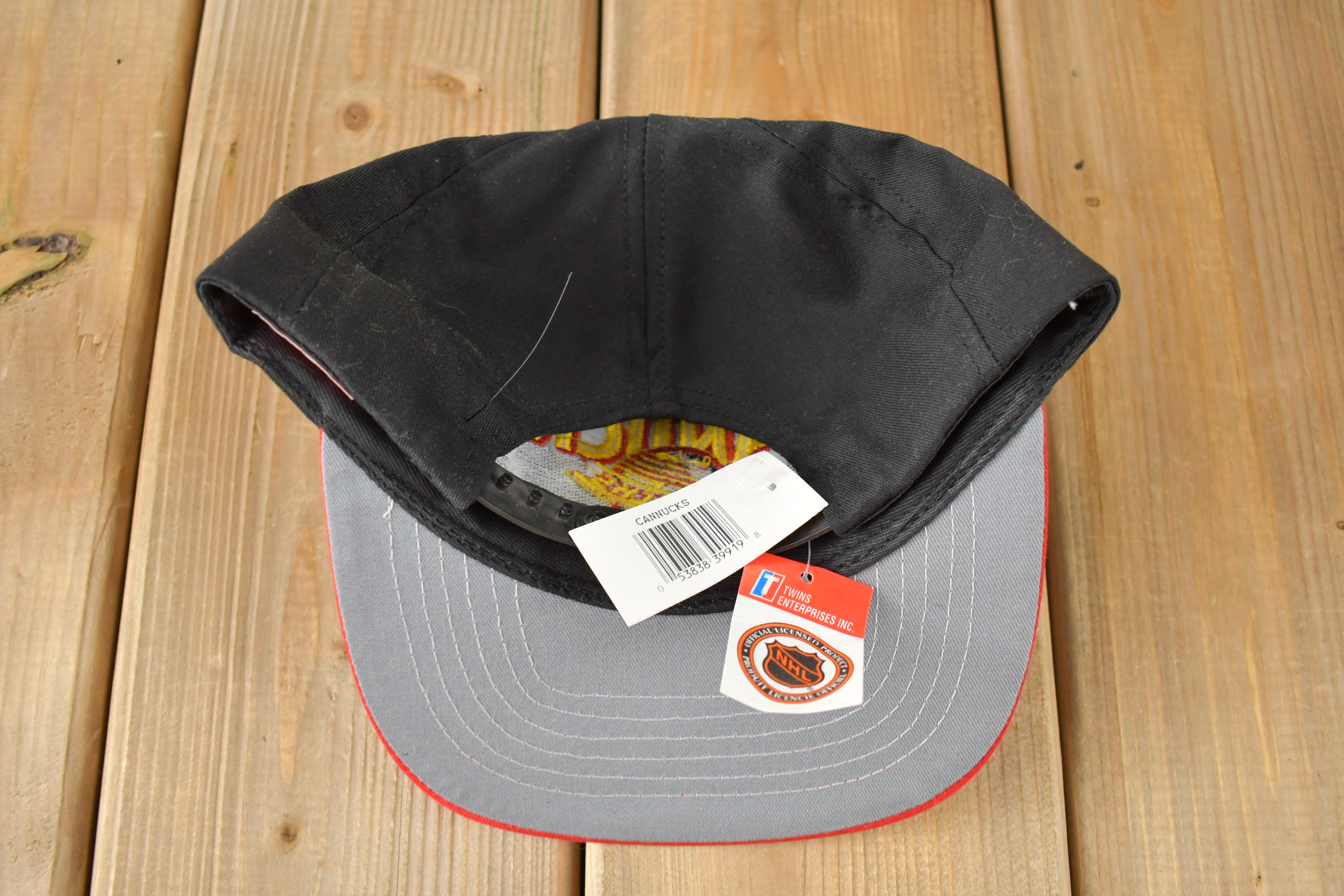 Vintage 1990s Deadstock Vancouver Canucks NHL Snap Back Hat