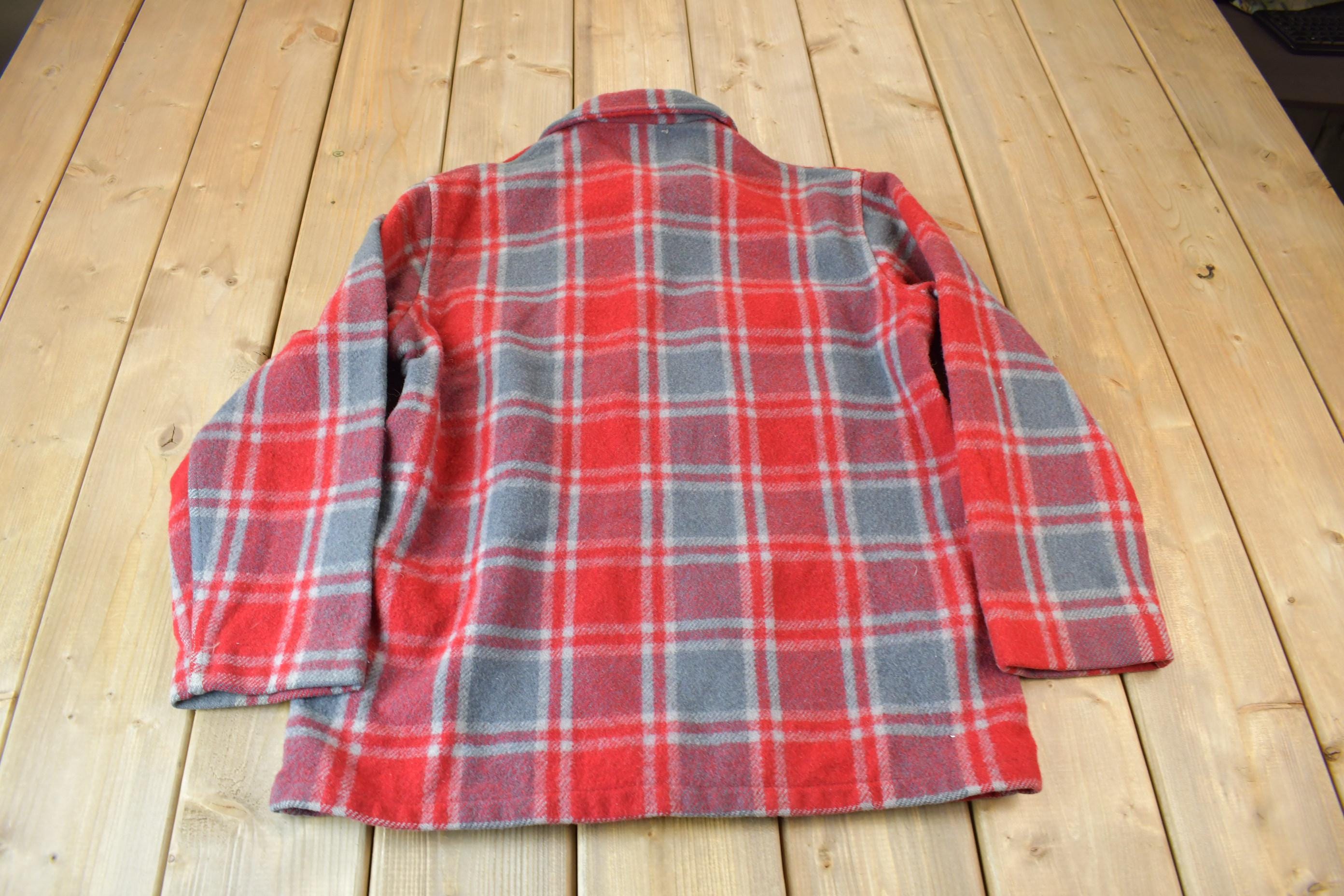 Vintage 1950s Chippewa Woolen Plaid Heavy Weight Wool Button Up Jacket