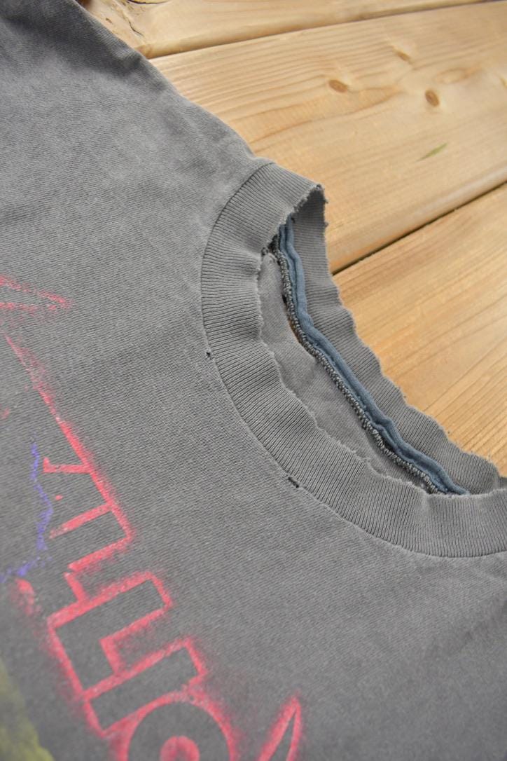 Vintage 1990s Metallica Thrashed Graphic T-shirt