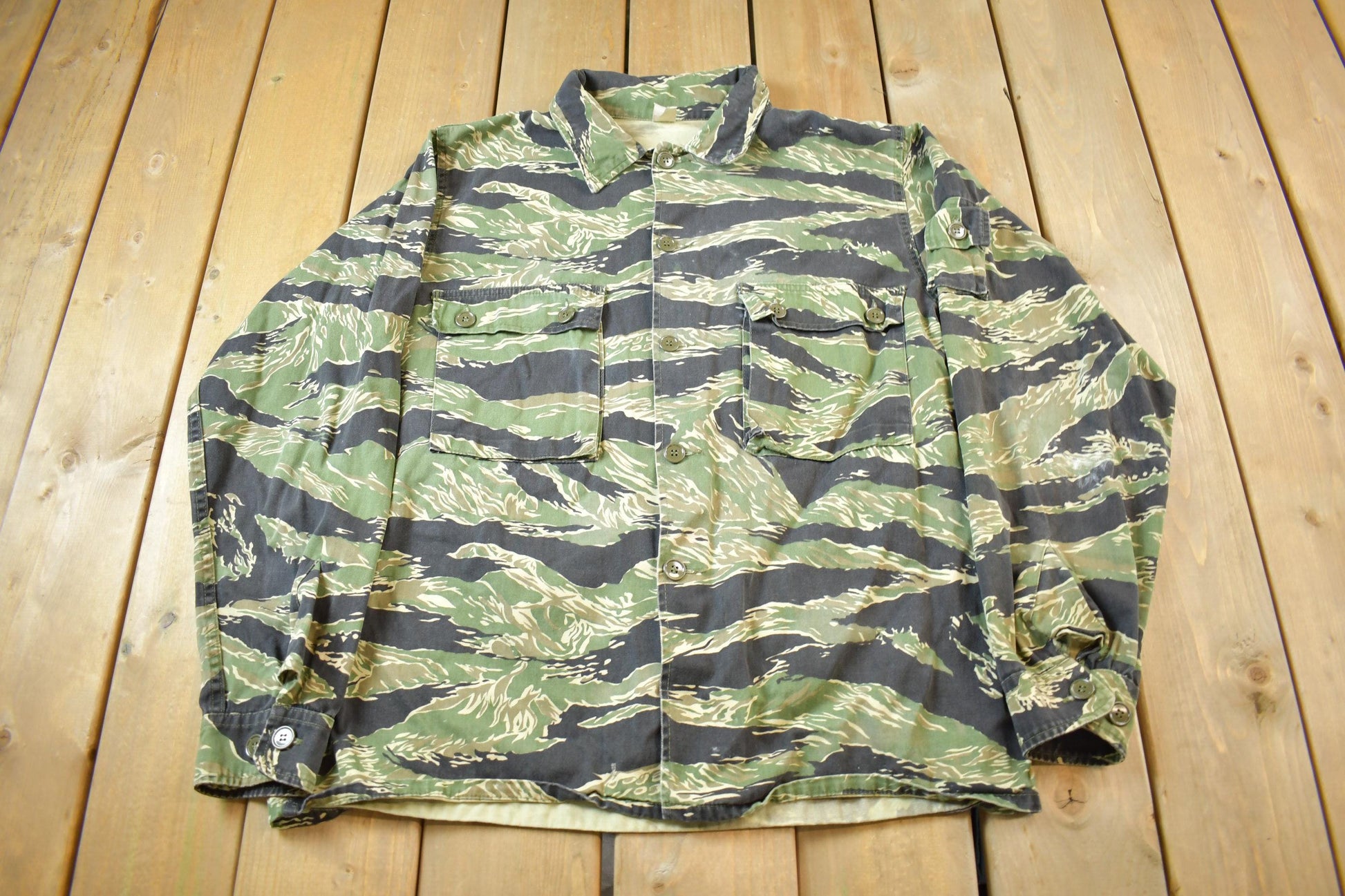 Vintage 1960s Tigercamo Stripe Military Camouflage Button Up Jacket