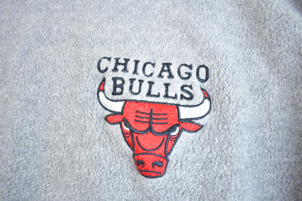 Vintage 1990s NBA Starter Chicago Bulls Embroidered Fleece Sweater