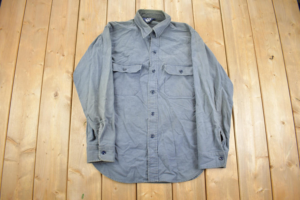Vintage 1980s Woolrich Simple Sun Kissed Long Sleeved Button Up Shirt