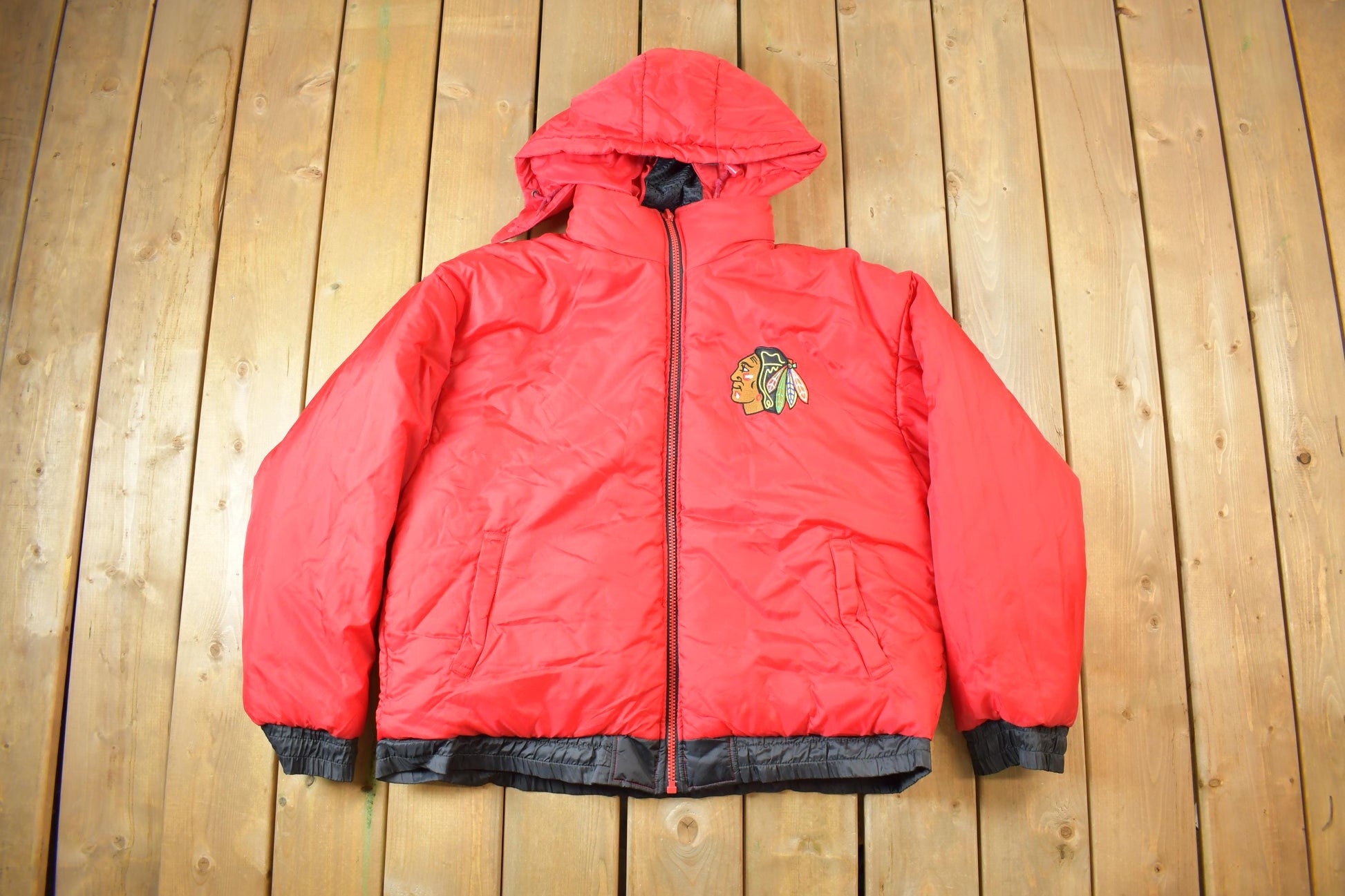 Vintage 1990s Chicago Blackhawks Reversible NHL Hockey Puffer Hooded Jacket