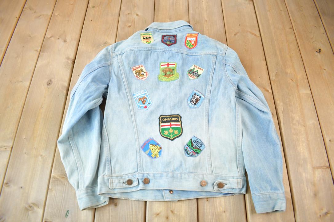 Vintage 1970s Canadian Souvenir Patch Work Jean Jacket Size XS