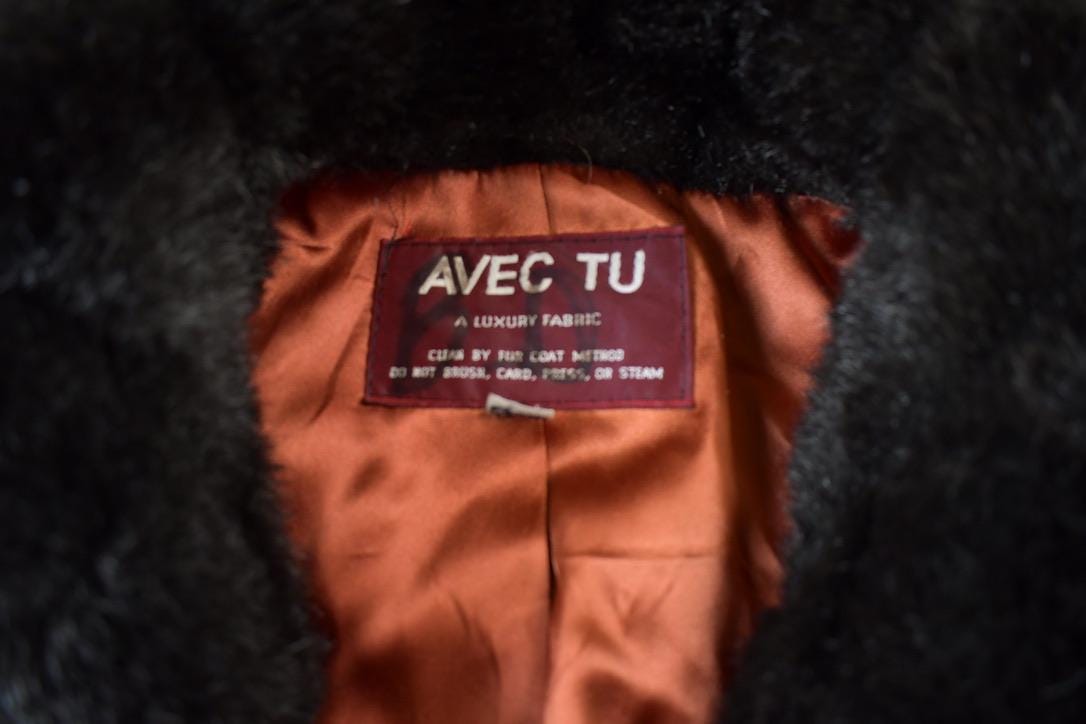 Vintage 1970s Avec Tu Genuine Fabric Fur Coat