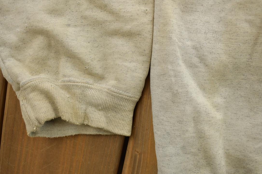 Vintage 1990s Marlboro Unlimited Gecko Crewneck Sweatshirt