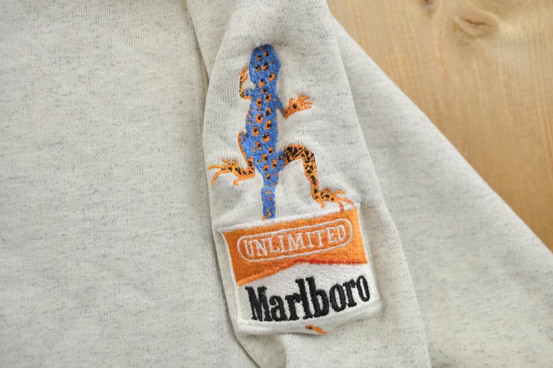 Vintage 1990s Marlboro Unlimited Gecko Crewneck Sweatshirt