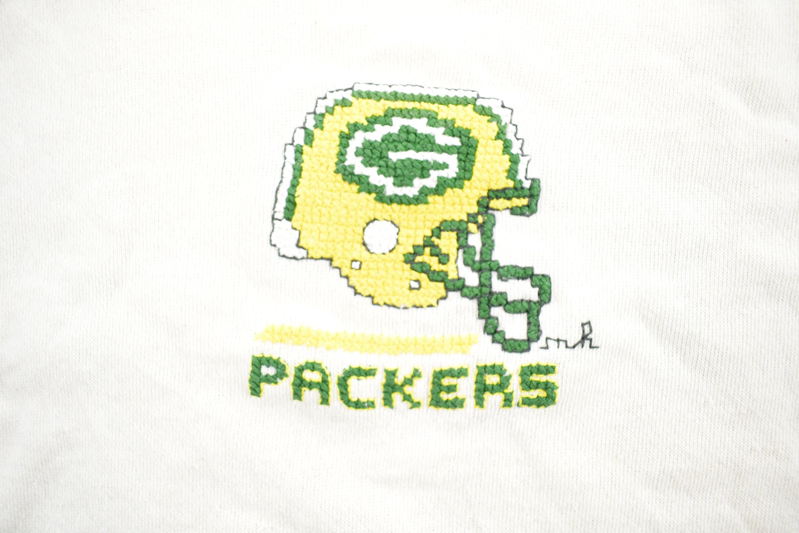 Vintage 1990s Greenbay Packers NFL Football Embroidered Crewneck Sweatshirt