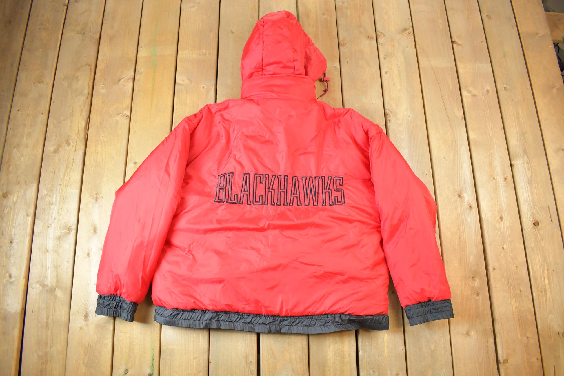 Vintage 1990s Chicago Blackhawks Reversible NHL Hockey Puffer Hooded Jacket