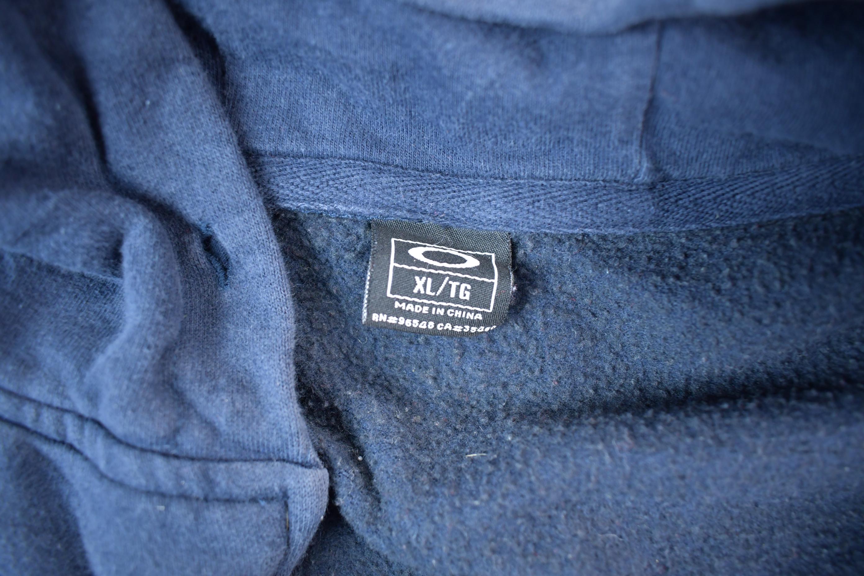 Vintage 1990s Oakley Graphic Hoodie