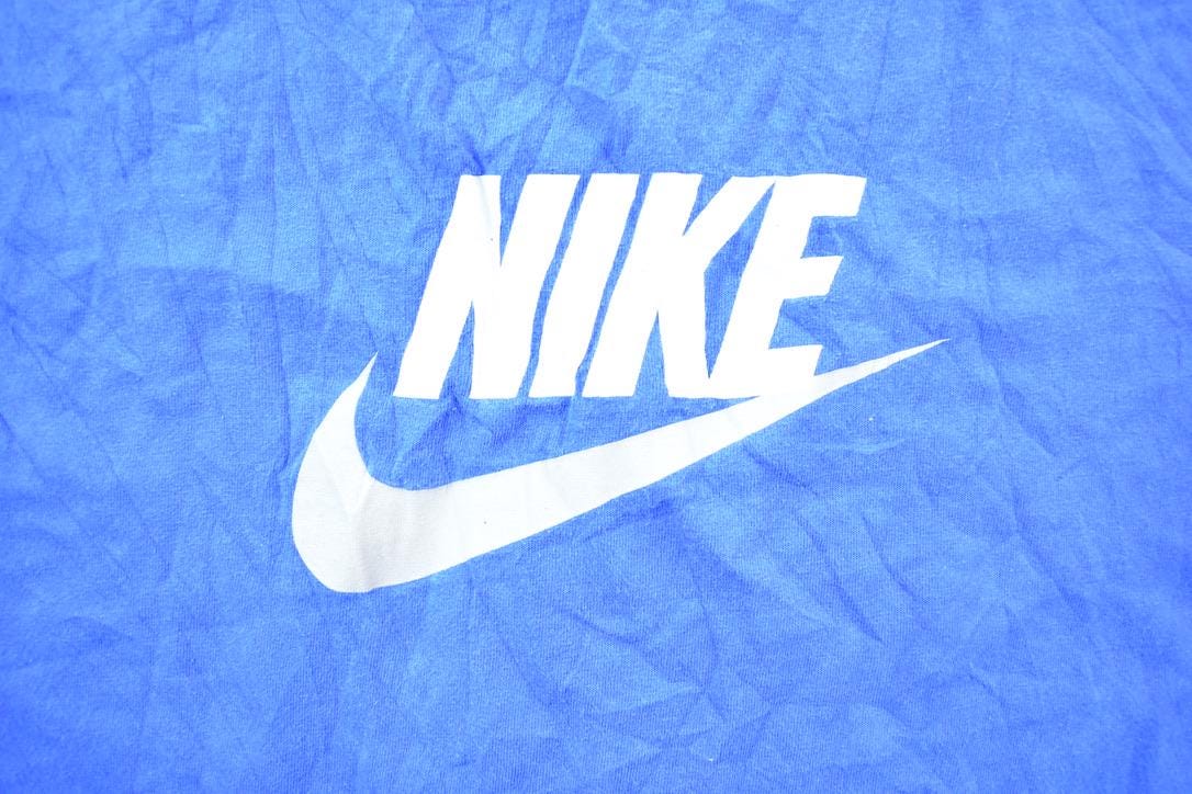 Vintage 1990s Nike Graphic T-Shirt