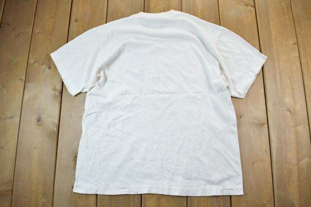 Vintage 1990s Dallas Painter Graphic T-Shirt