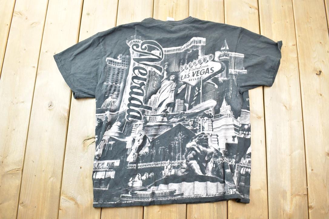 Vintage 1990s All Over Print Las Vegas Graphic T-Shirt