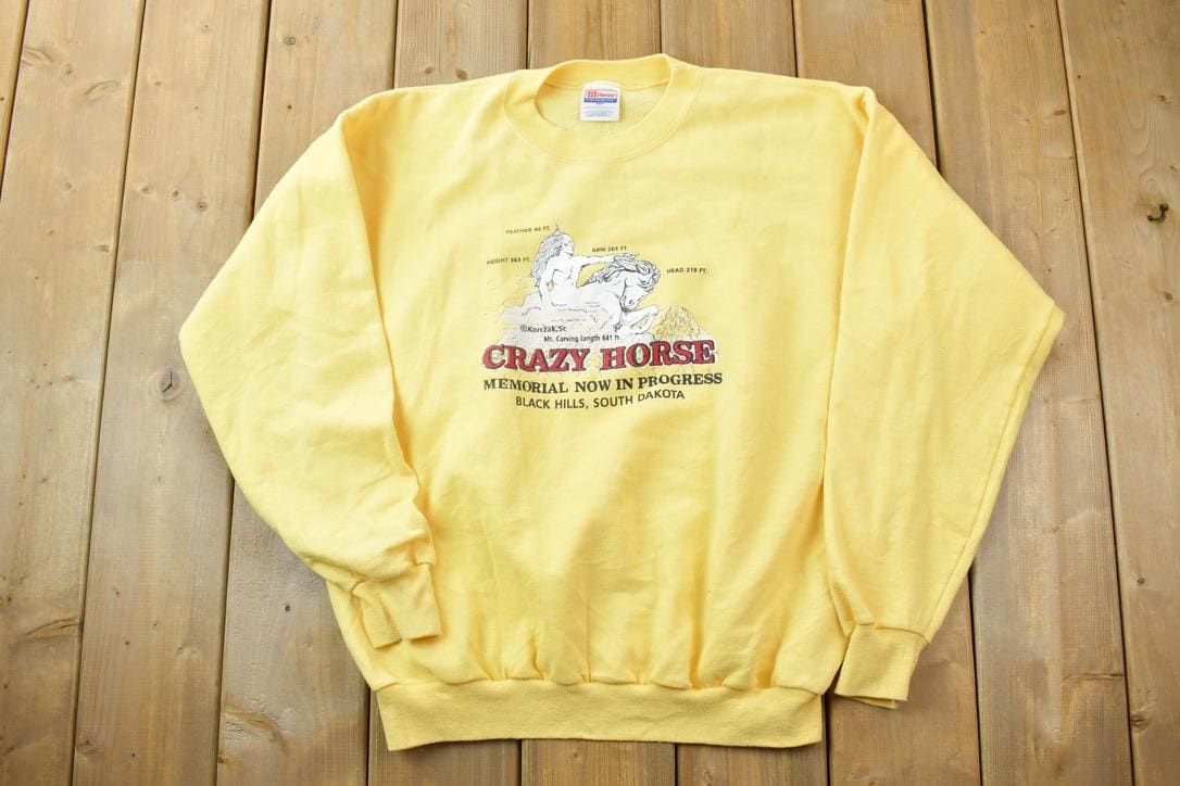 Vintage 1990s Crazy Horse Black Hills South Dakota Crewneck Sweatshirt