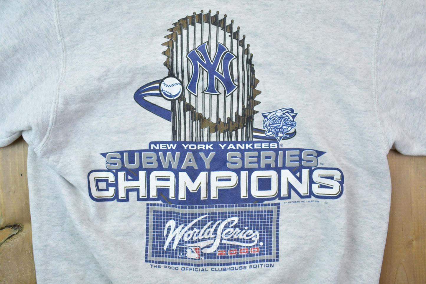 Vintage 2000 New York Yankees World Series Subway Series Champions MLB Crewneck Sweatshirt