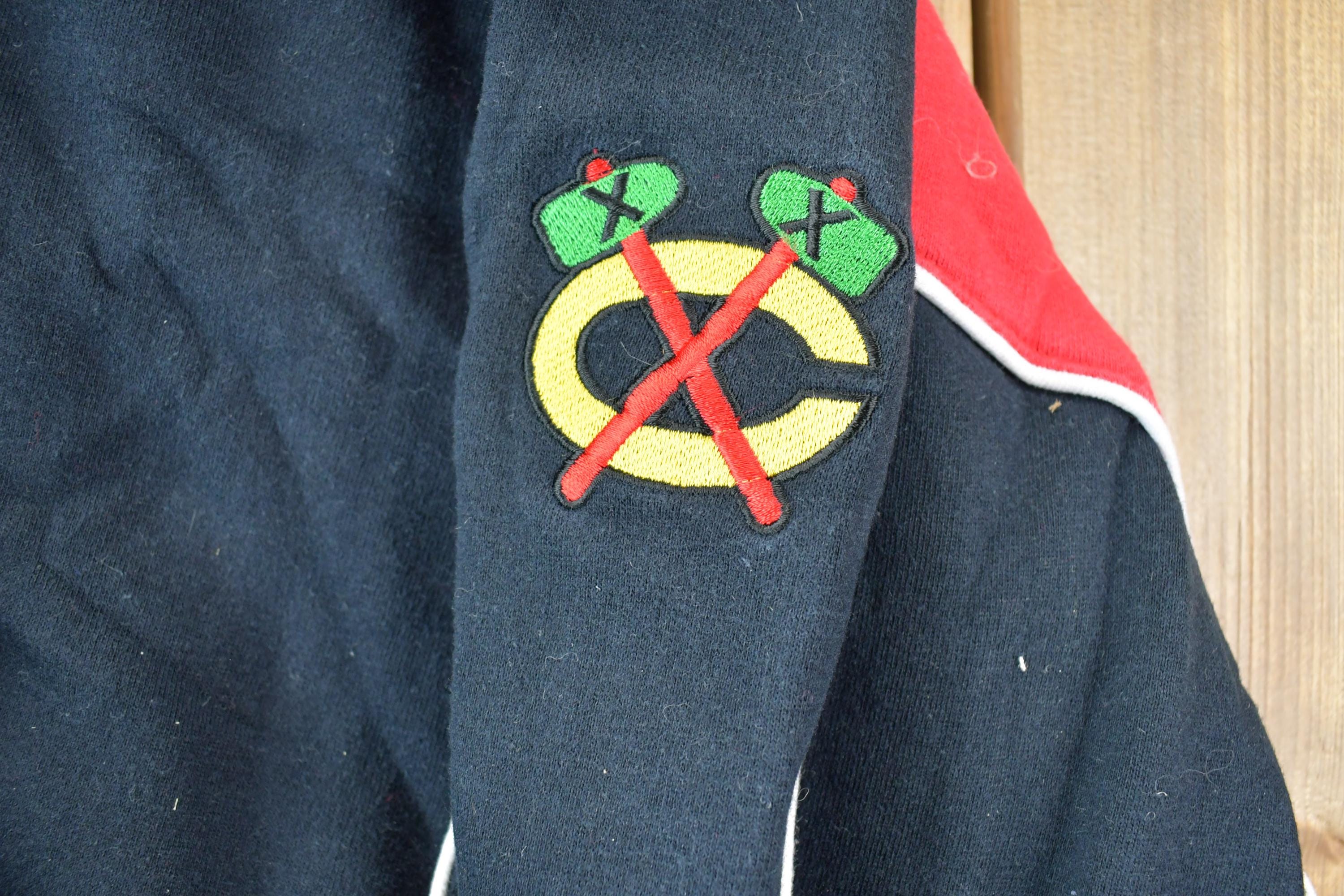 Vintage 1990s Chicago Blackhawks Majestic NHL Hockey Hoodie Sweatshirt