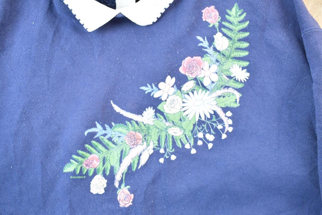 Vintage 1990s Nutmeg Floral Design Cute Collared Crewneck Sweater