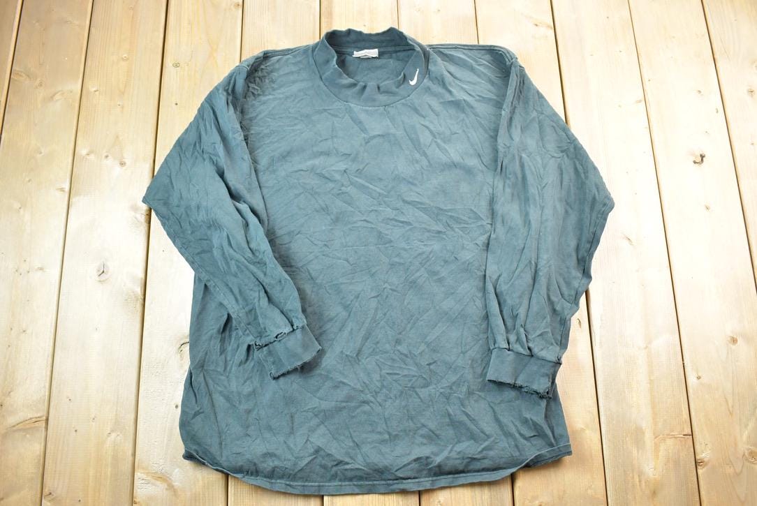 Vintage 1990s Nike Embroidered Mini Swoosh Crewneck Sweatshirt