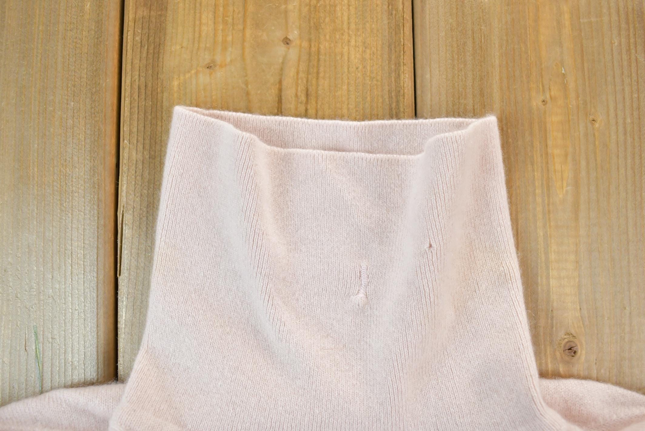 Vintage 1990s 2 Ply Cashmere 100% Wool Knit Turtleneck Sweater