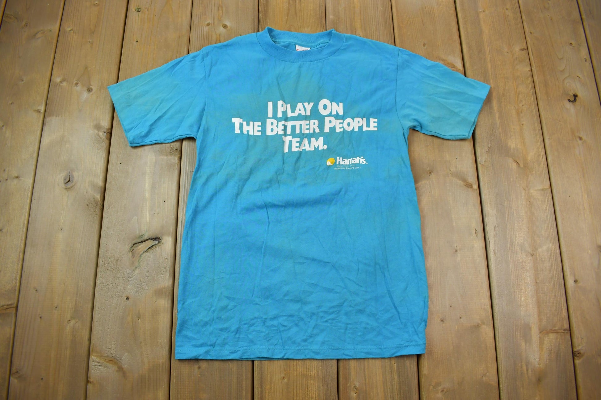 Vintage 1980s Harrah's Hotel & Casino Souvenir Travel T-Shirt