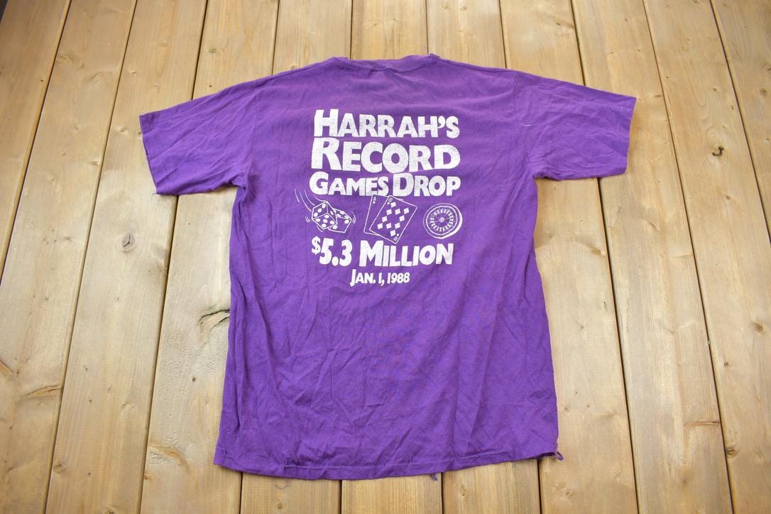 Vintage 1980s Harrah's Hotel & Casino Souvenir Travel T-Shirt