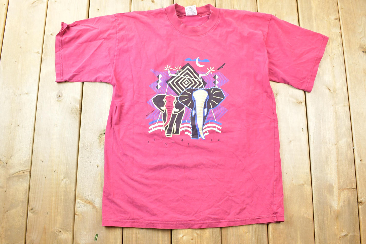 Vintage 1990s South Africa Wild Elephant Souvenir T-Shirt