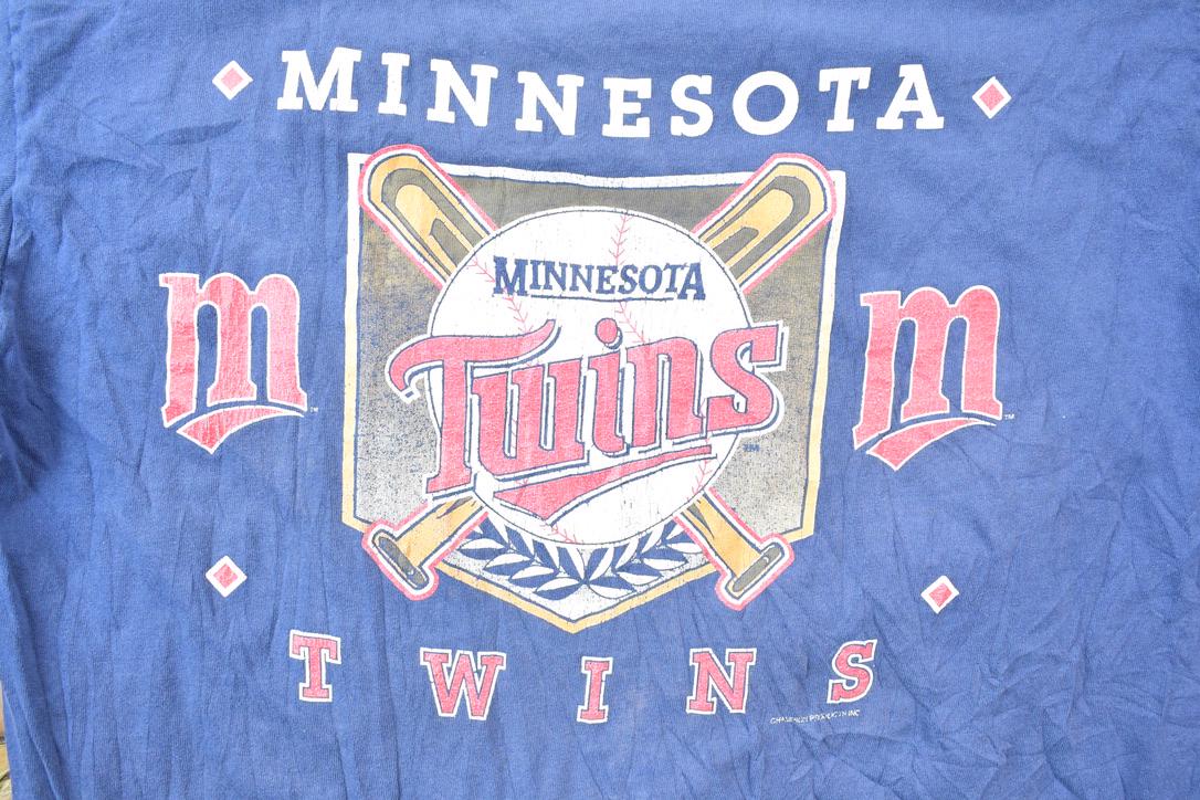 Vintage 1990s Minnesota Twins MLB  Graphic T-Shirt