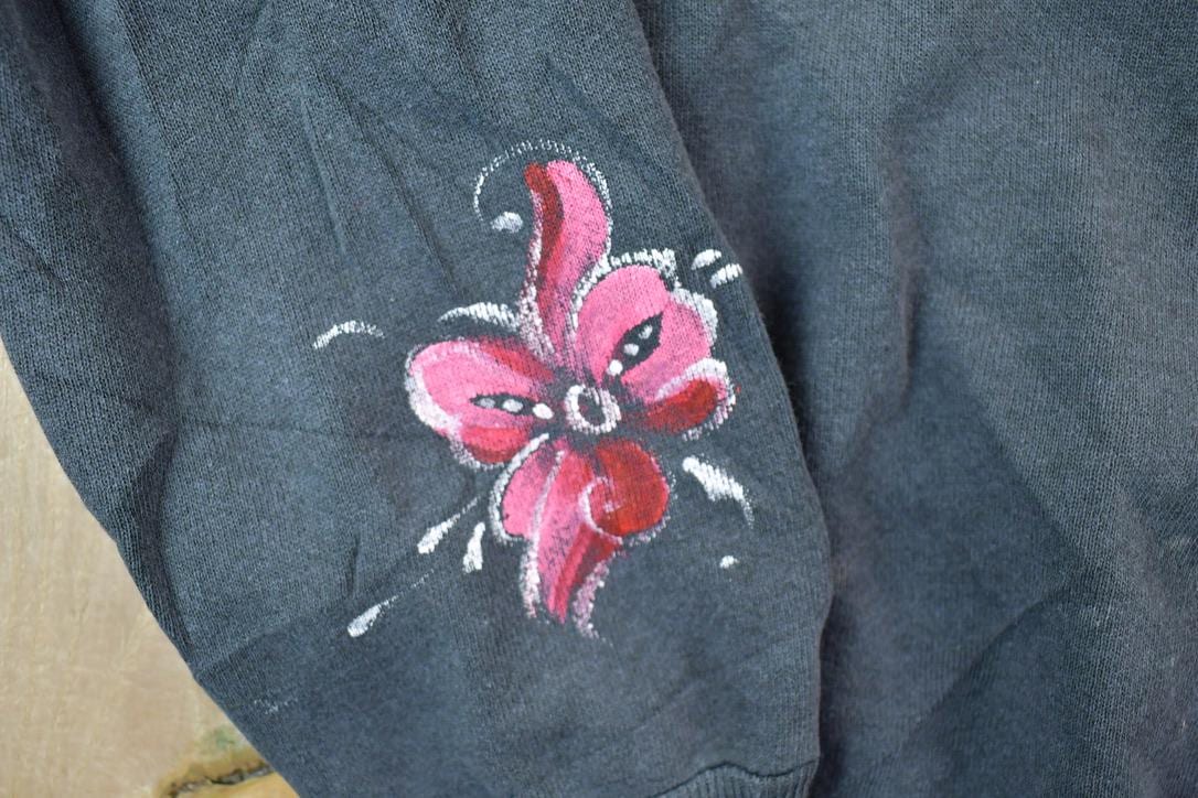 Vintage 1990s Hand Painted Floral Design Cute Crewneck Sweater