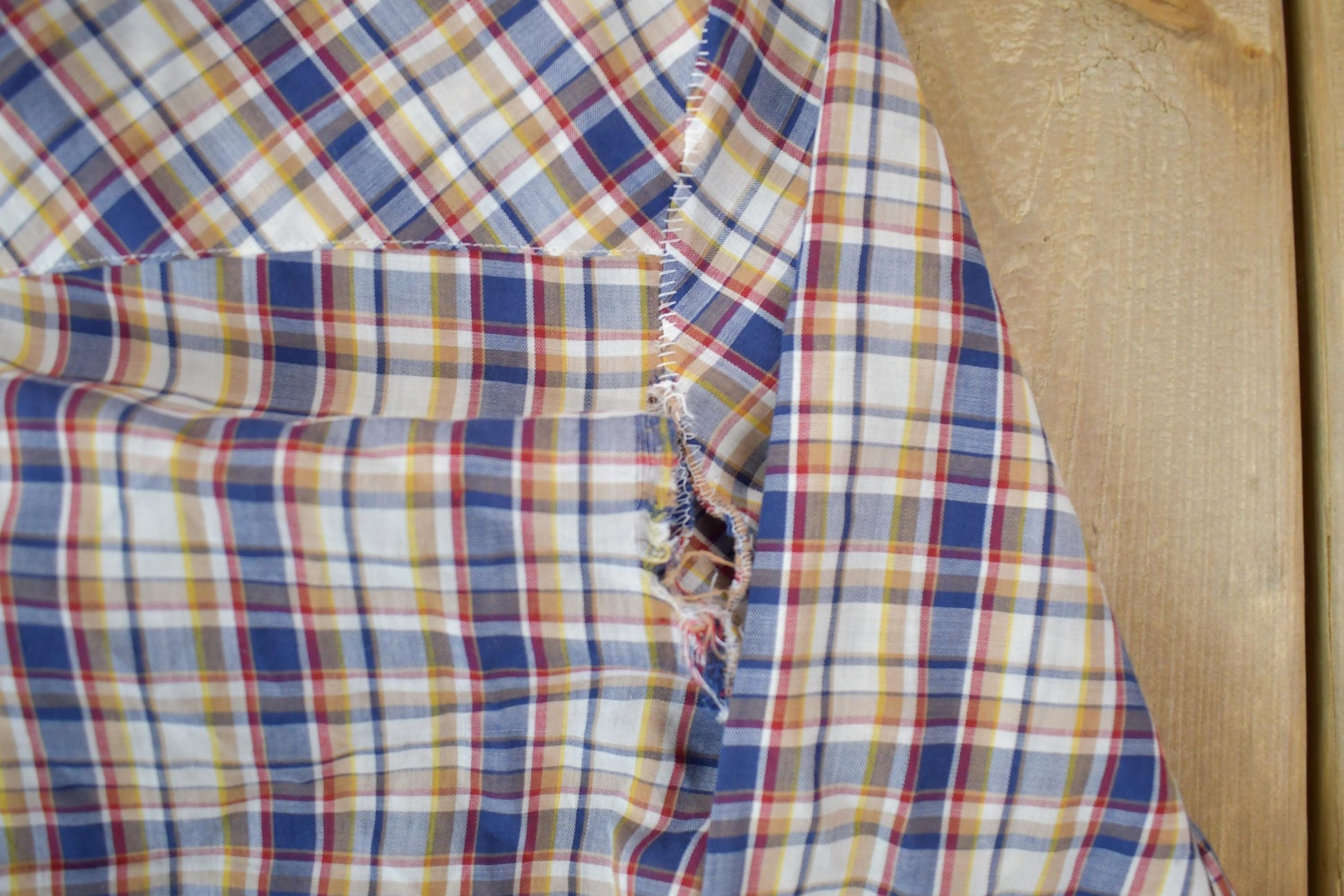 Vintage 1990s Levis Plaid Button Up Shirt