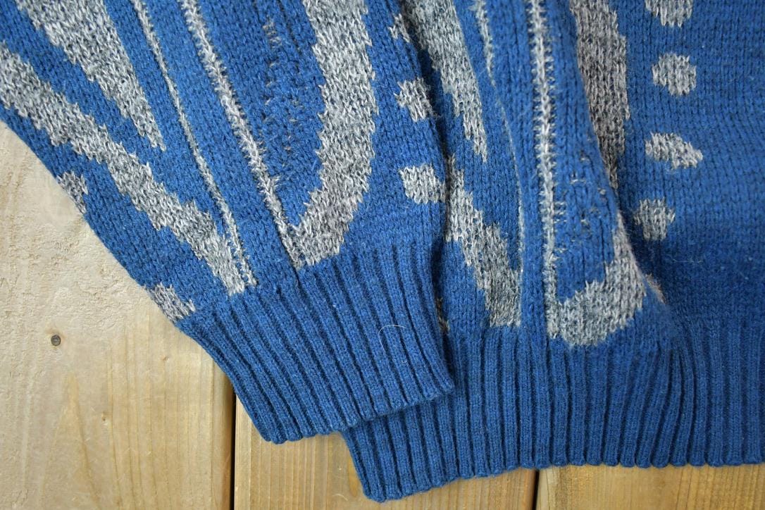 Vintage 1990s London Fog Abstract Pattern Knit Crewneck Sweater