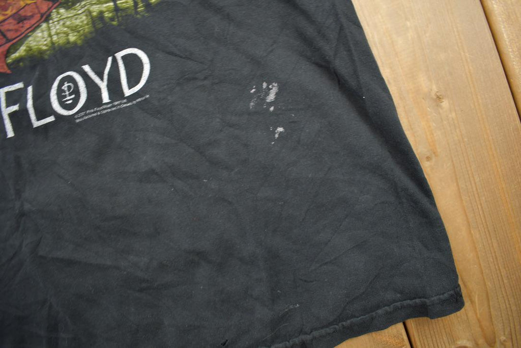 Vintage 2001 Pink Floyd Sun Dial Graphic Band T-Shirt