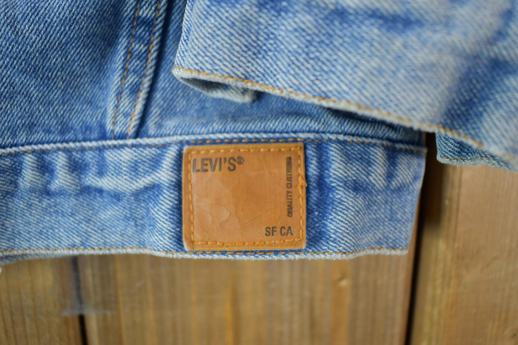 Vintage 1990s Levis Red Tab Jean Jacket Made In USA
