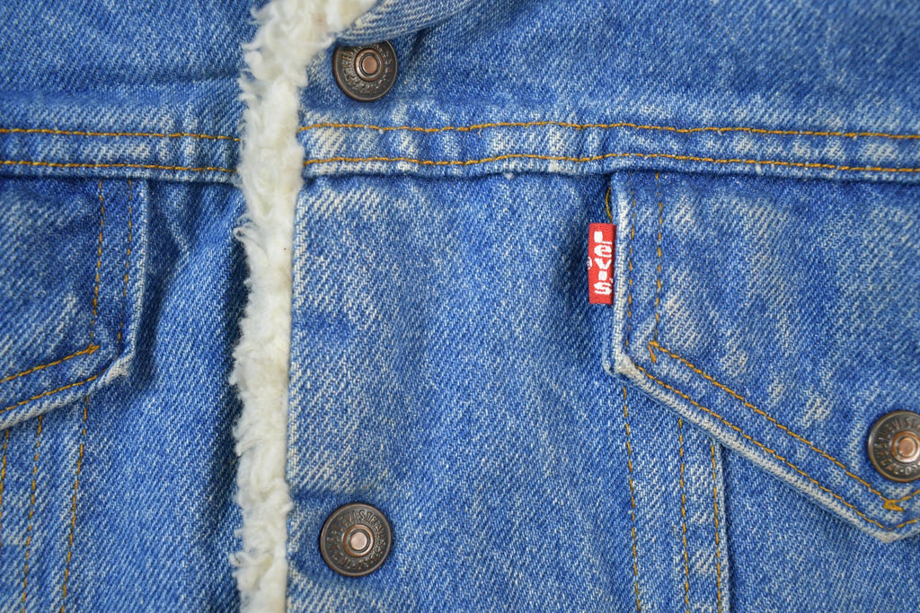 Vintage 1990s Levis Shearling Lined Jean Jacket Made In USA