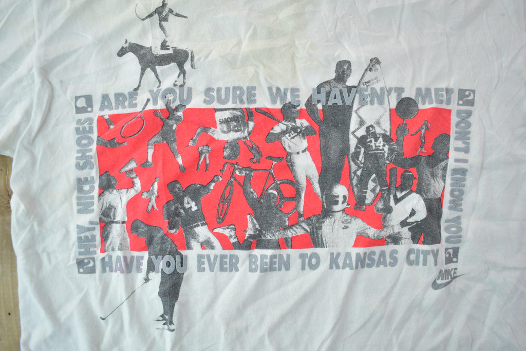 Vintage 1990s Nike Grey Tag Graphic T-Shirt