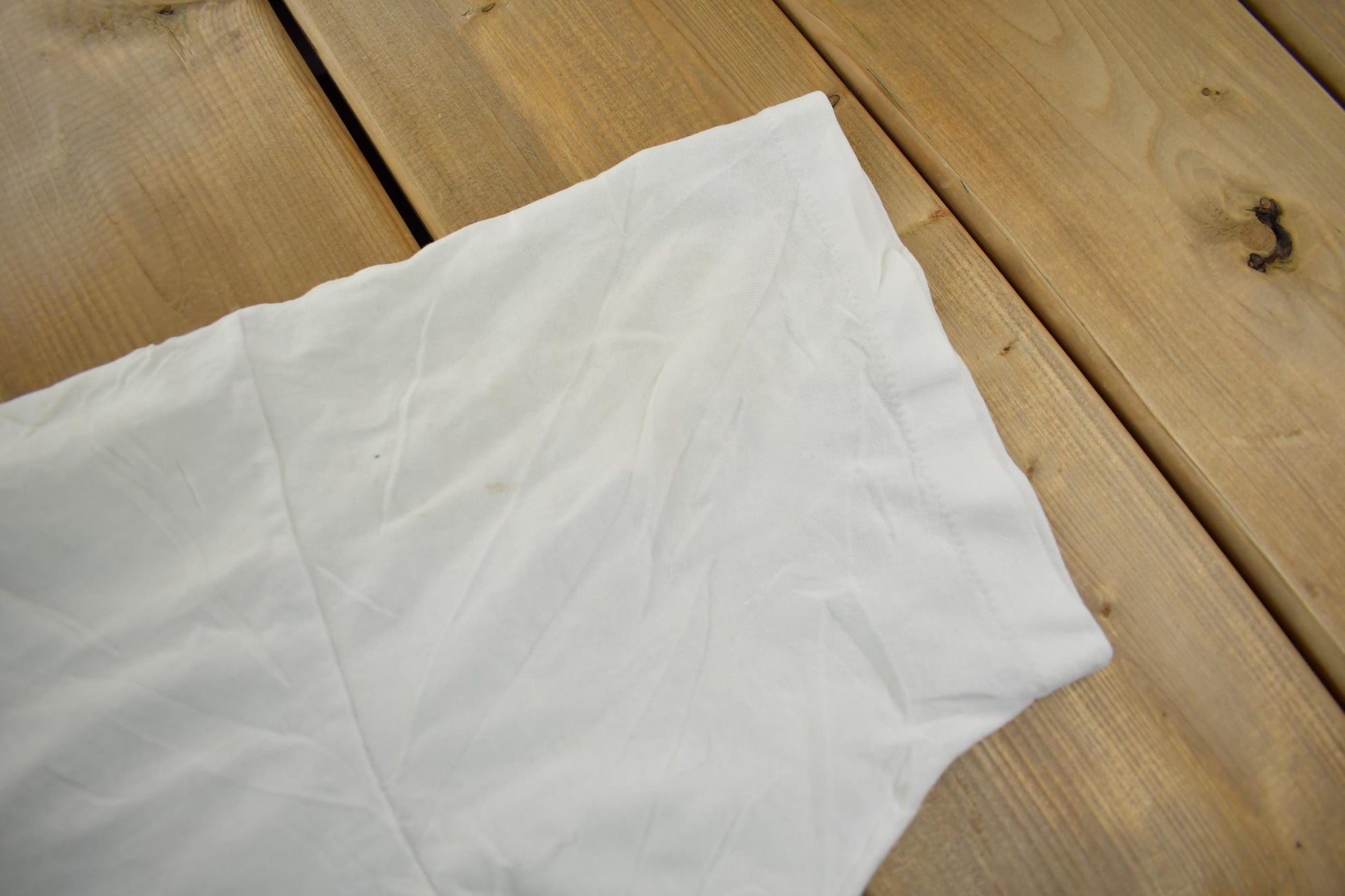 Vintage 1990s Marlboro Unlimited Graphic T Shirt Size XL