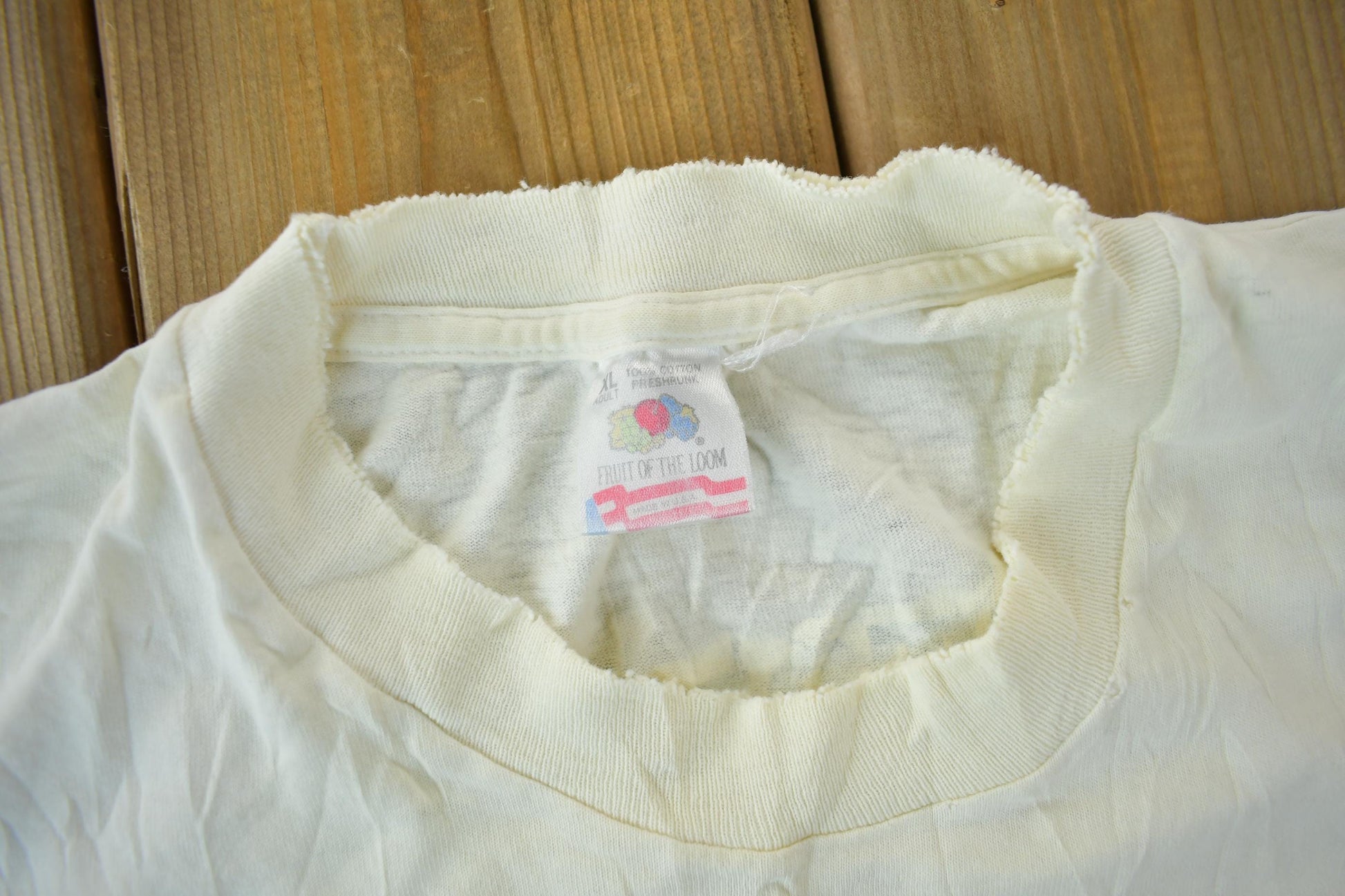 Vintage 1990s Marlboro Unlimited Graphic T Shirt Size XL