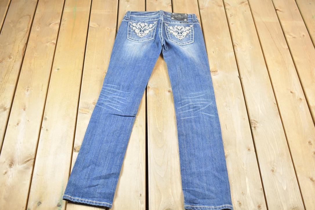 Vintage Y2K Miss Me Bedazzled Low Rise Jeans Size 26x32