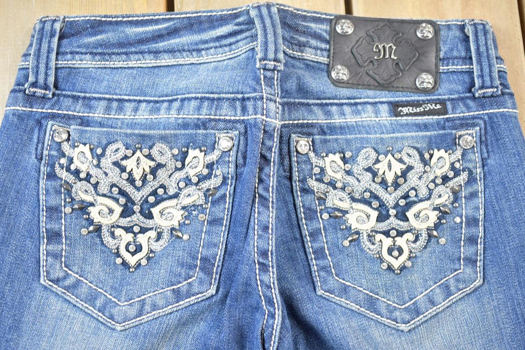 Vintage Y2K Miss Me Bedazzled Low Rise Jeans Size 26x32