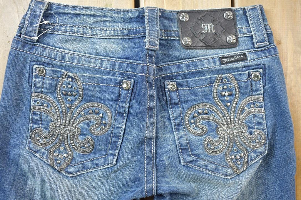 Vintage Y2K Miss Me Bedazzled Low Rise Jeans Size 26x32