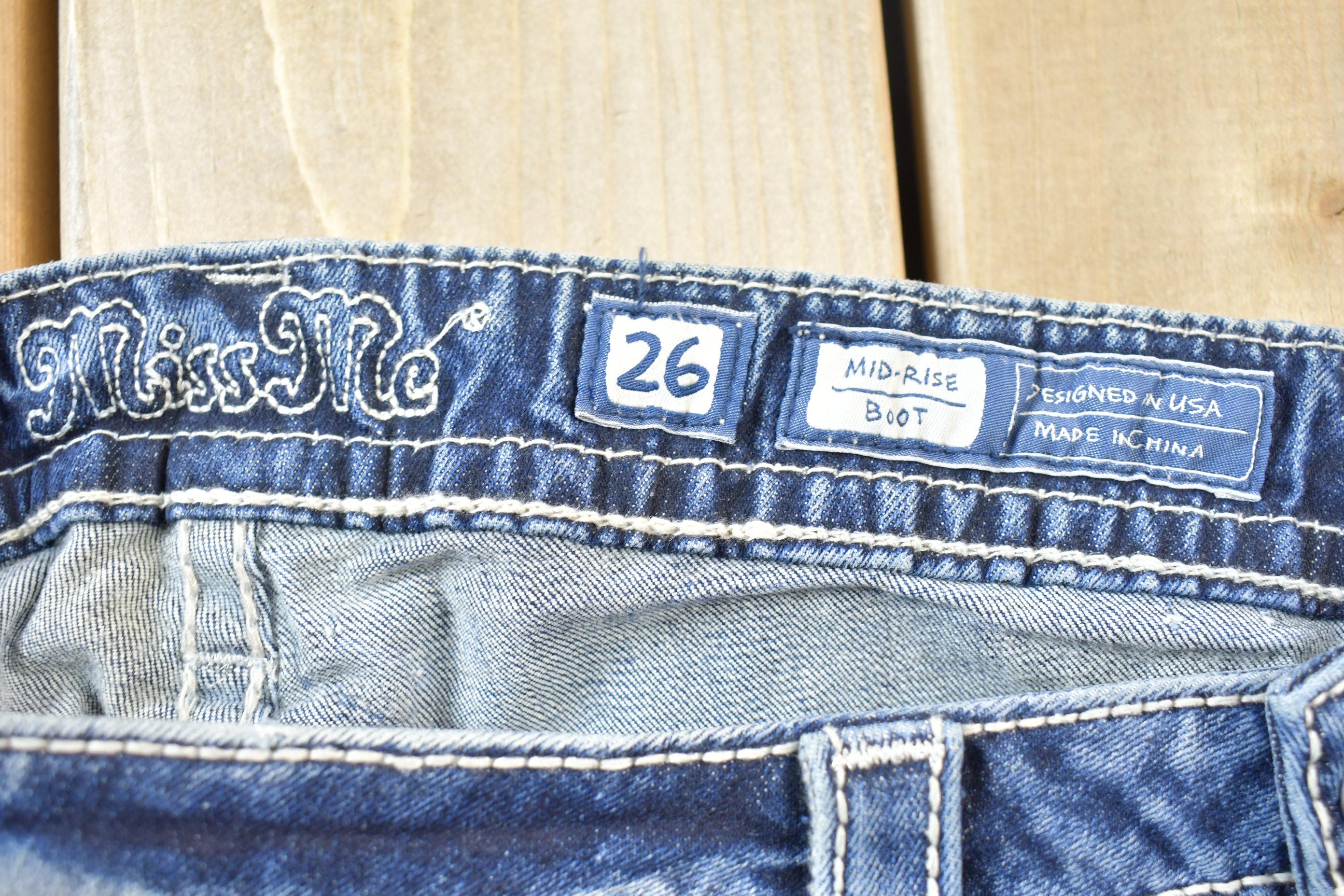 Vintage Y2K Miss Me Bedazzled Mid Rise Jeans Size 26x32