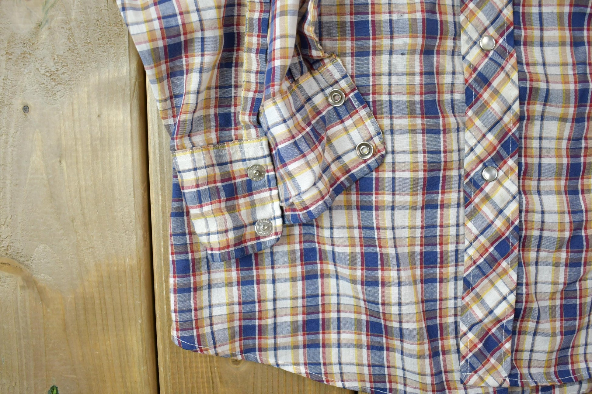 Vintage 1990s Levis Plaid Button Up Shirt