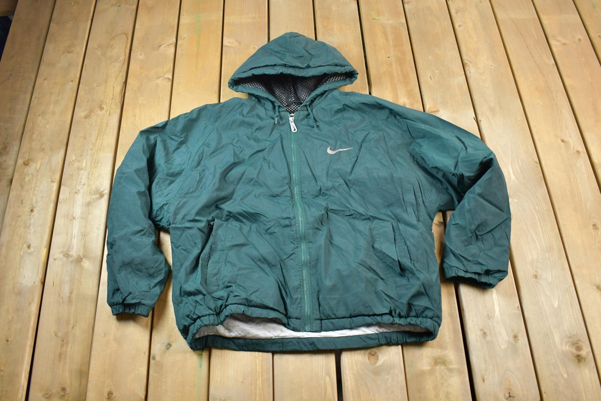 Vintage 1990s Nike Green Lined Windbreaker Jacket