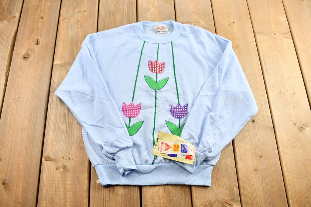 Vintage 1990s Light Blue Embroidered Tulip Crewneck Sweatshirt