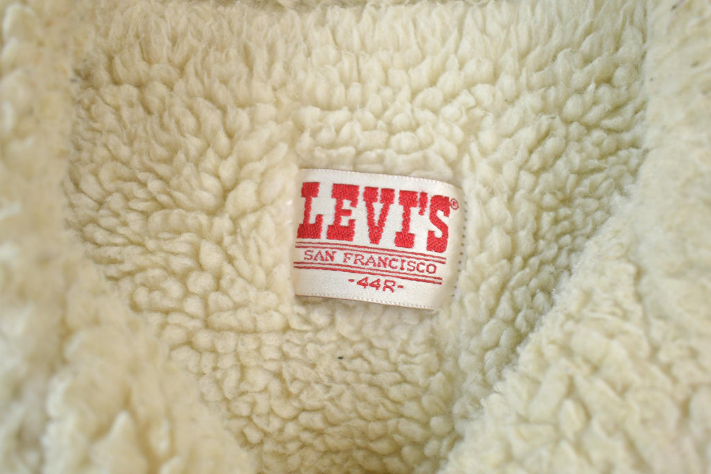 Vintage 1990s Levis Shearling Lined Jean Jacket Made In USA