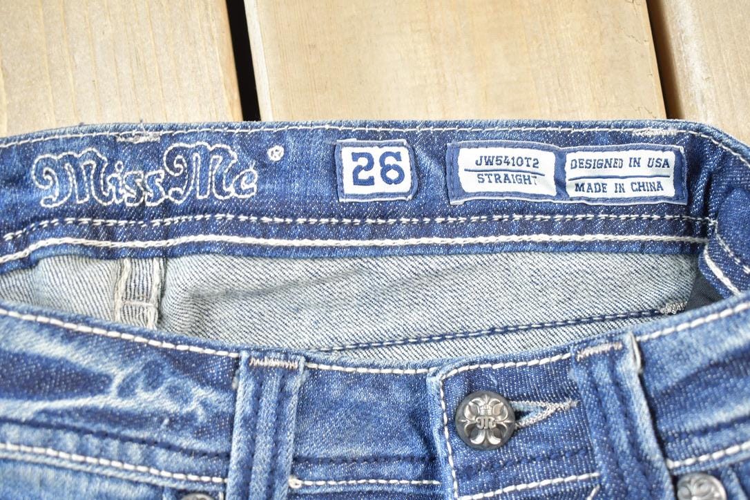 Vintage Y2K Miss Me Bedazzled Low Rise Jeans Size 26x32