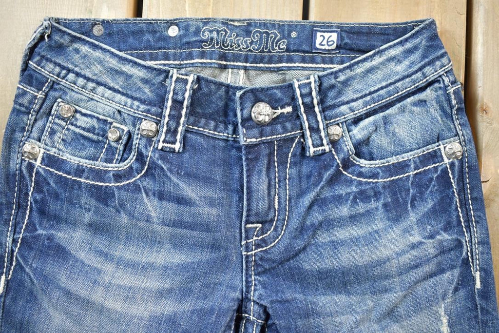 Vintage Y2K Miss Me Bedazzled Low Rise Jeans Size 26x33