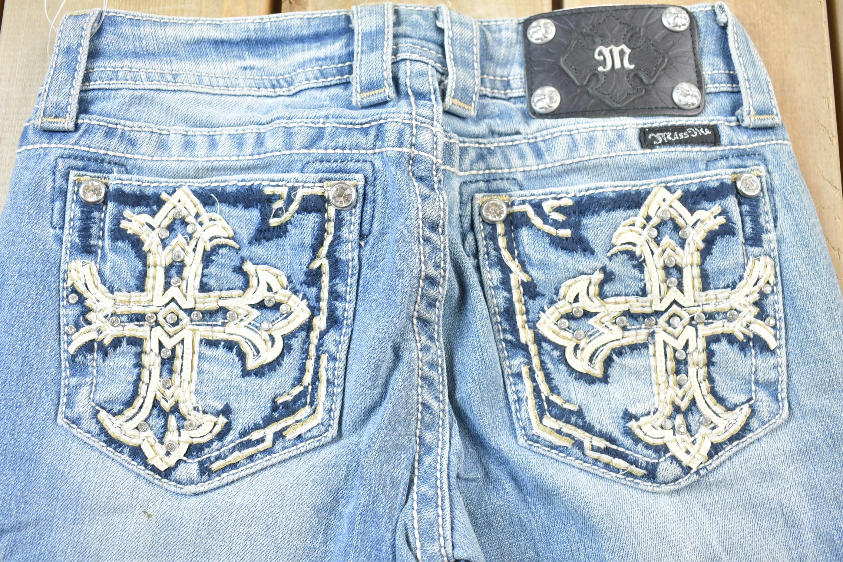 Vintage Y2K Miss Me Bedazzled Low Rise Jeans Size 26x32
