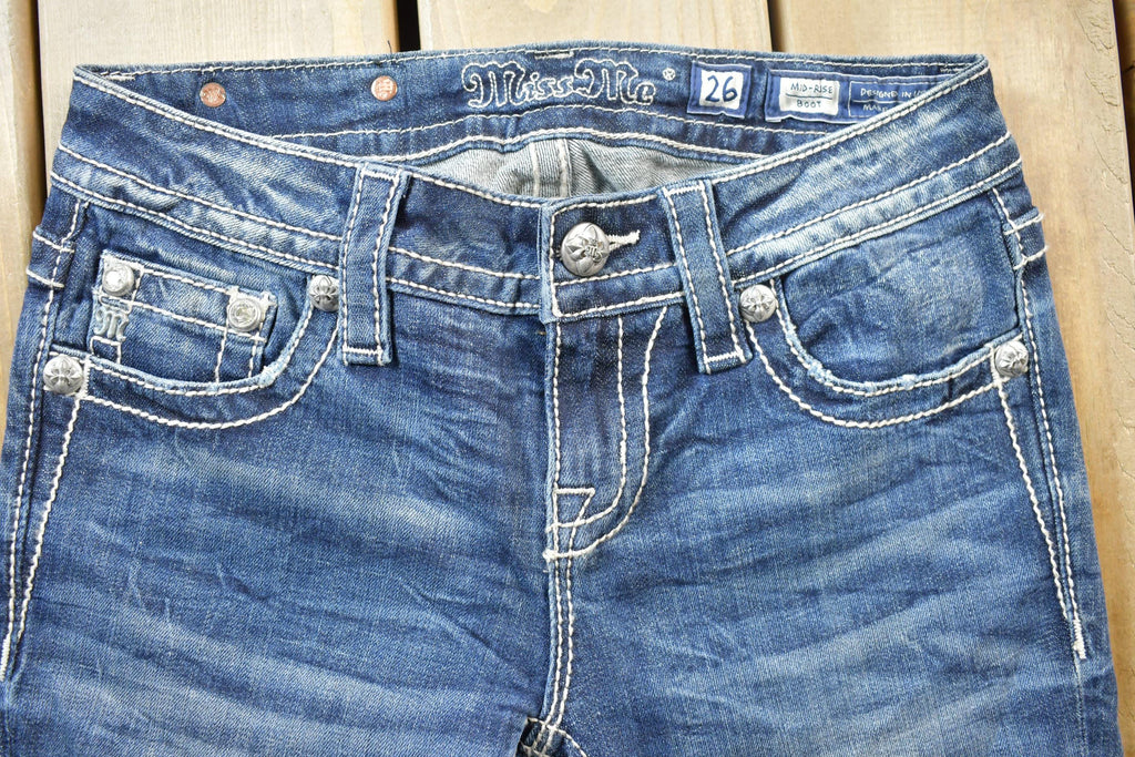 Vintage Y2K Miss Me Bedazzled Mid Rise Jeans Size 26x32