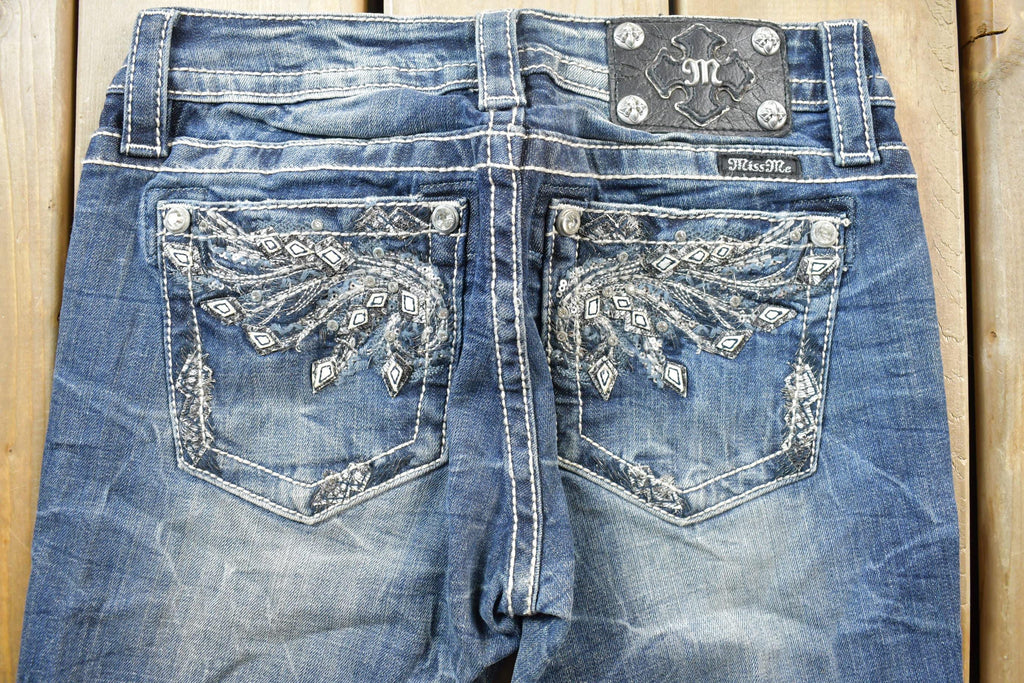 Vintage Y2K Miss Me Bedazzled Mid Rise Jeans Size 26x32