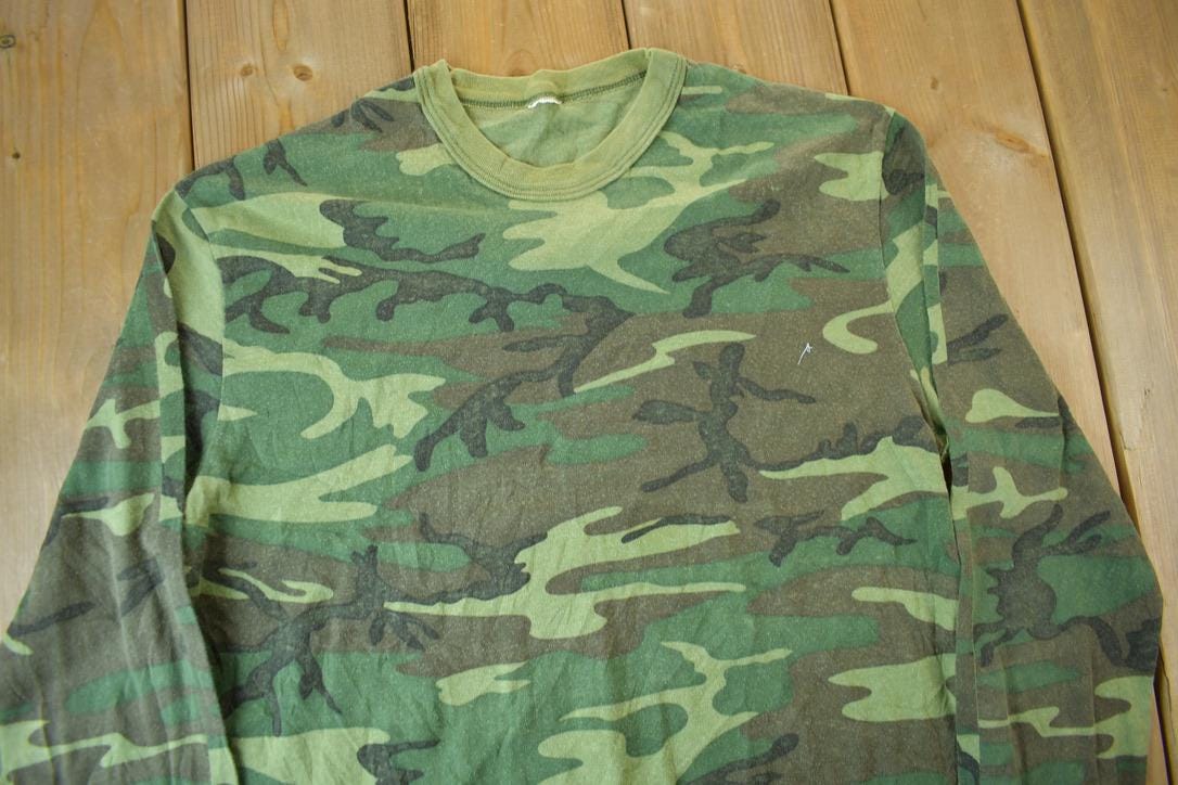 Vintage 1990s Long Sleeve Woodland Camo T-Shirt
